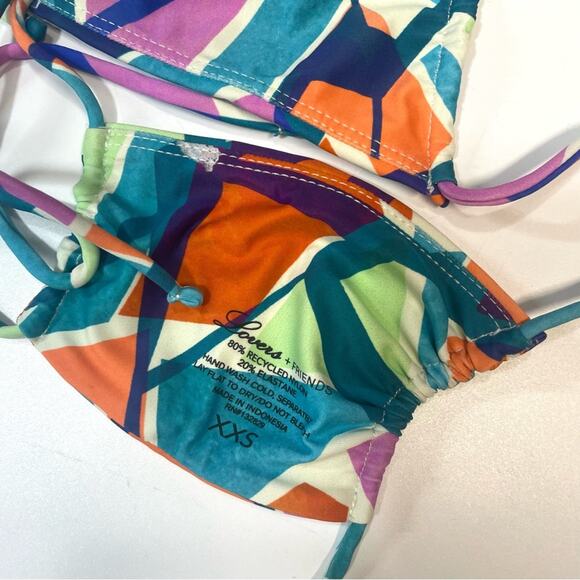 Lovers and Friends Slow Wine Bikini
Top in Turquoise XXS - Picture 3 of 3